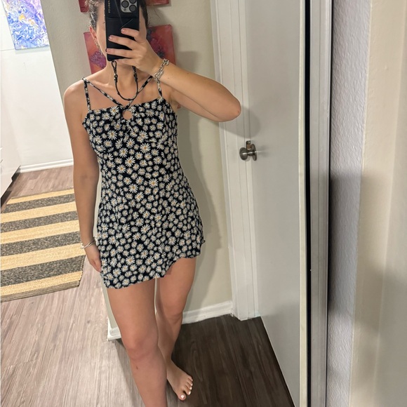 RSQ Mini Dress Flower Print - Picture 3 of 6